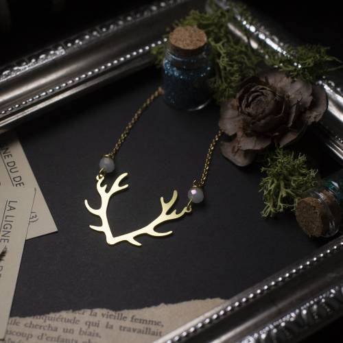 Collier Ancien Or Avec Pendentif Tête De Cerf - Dorure Un Peu Défraîchie