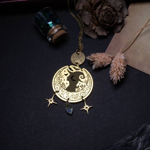 collier pendentif sorcière en laiton