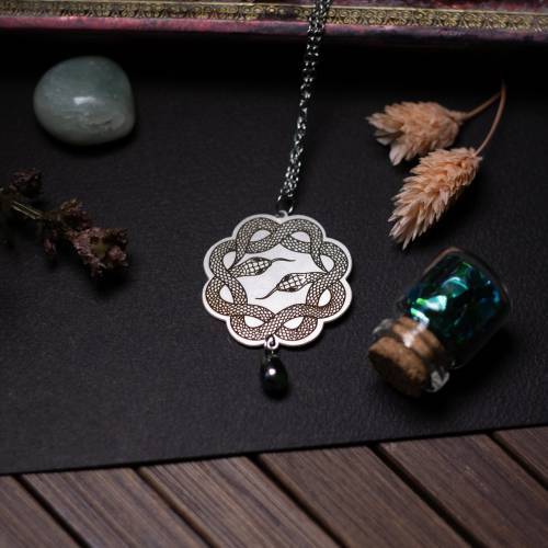 collier pendentif serpent - ouroboros en acier inoxydable