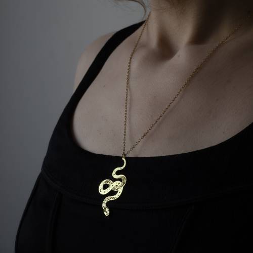 collier pendentif serpent en laiton