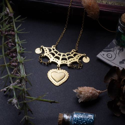 ras de cou gothique  romantique - coeur en laiton