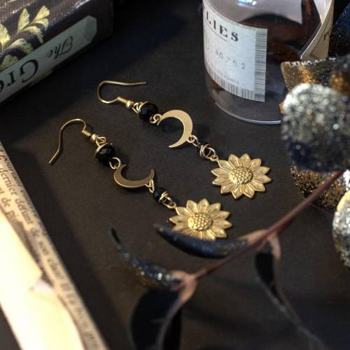 boucles d'oreilles marguerite - fleur et lune en lune
