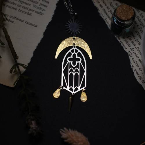 Collier L’Ordre du Vitrail gothique en acier inoxydable