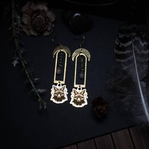 Crépuscule Fauve – Boucles d’Oreilles Géométriques | Renard et Chauves-Souris | Bijou Hanté, Gothique