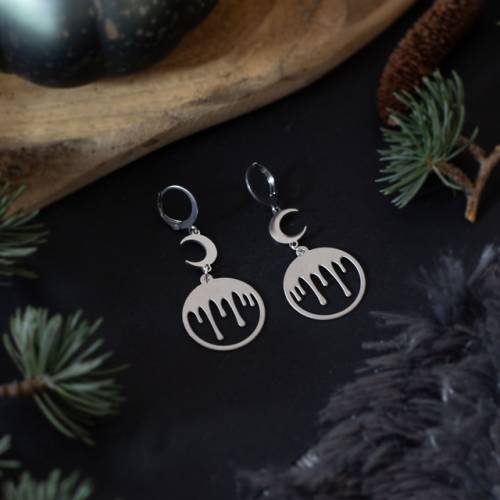 Neige Sanglante, boucle acier - collection creepy winter